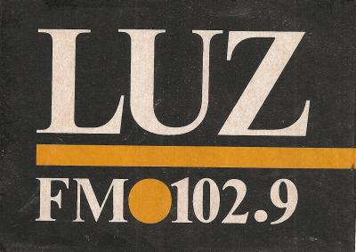 LUZ 102.9 FM